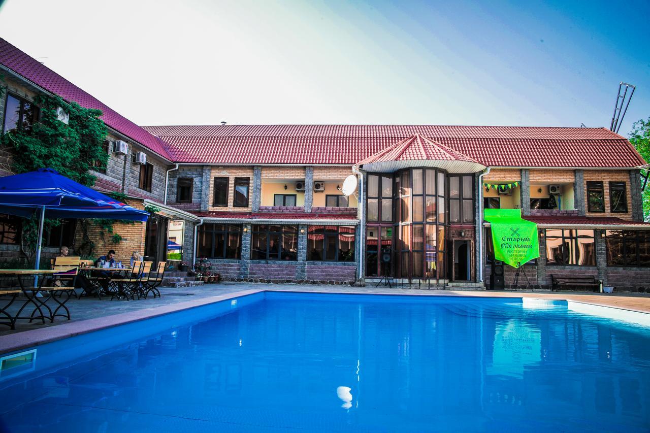 Stary Melnik Hotel Almatý Exterior foto